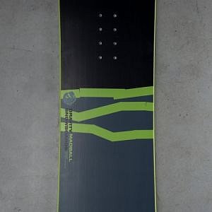 Pánský snowboard Gravity Madball black/green - VÝPRODEJ