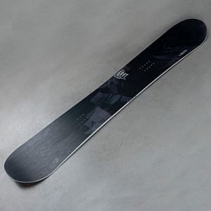 Pánský snowboard Gravity Contra 2025